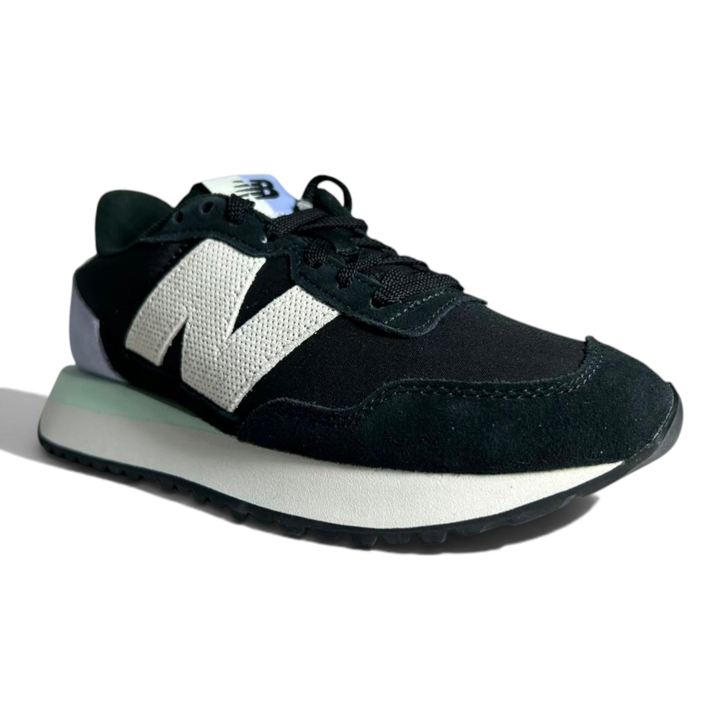 New Balance, Mujer - W26548